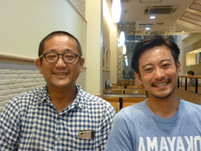 満月BARプロデューサーの池田さん（左）と武田さん