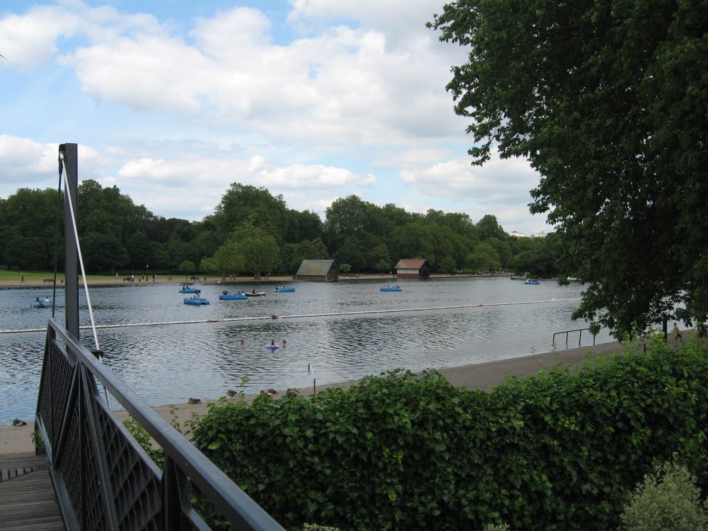 ハイドパーク イギリス 一般財団法人 公園財団