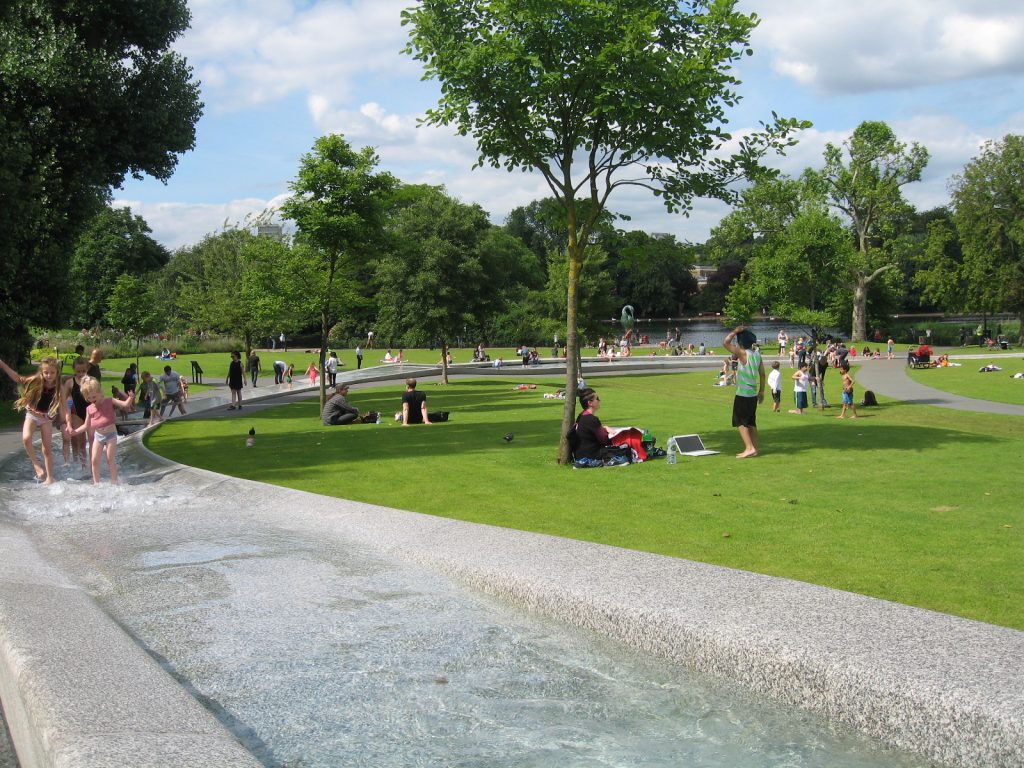 ハイドパーク イギリス 一般財団法人 公園財団