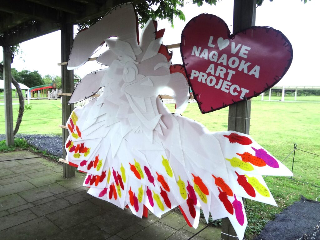 来園者にお願い事や夢を書いてもらった羽のカッティングシート